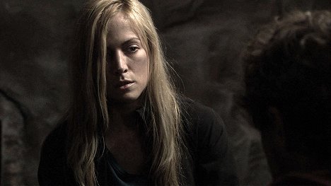 Lori Heuring - Hunger - De la película