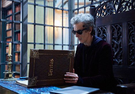 Peter Capaldi - Doctor Who - Extremis - Filmfotos