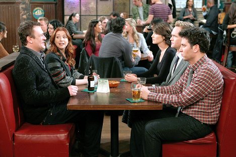 Jason Segel, Alyson Hannigan, Cobie Smulders, Neil Patrick Harris, Josh Radnor - How I Met Your Mother - 46 Minutes - Photos