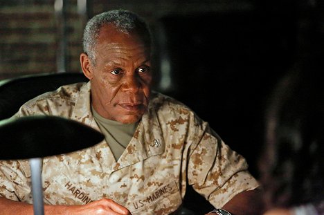 Danny Glover - Extraction - Photos