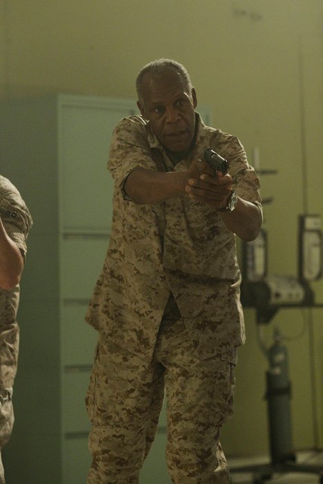 Danny Glover - Extraction - Photos