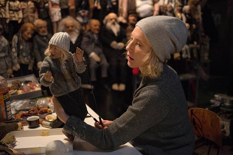 Cate Blanchett - Manifesto - Van film