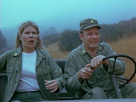 Loretta Swit, Larry Linville - M*A*S*H - The Trial of Henry Blake - Photos