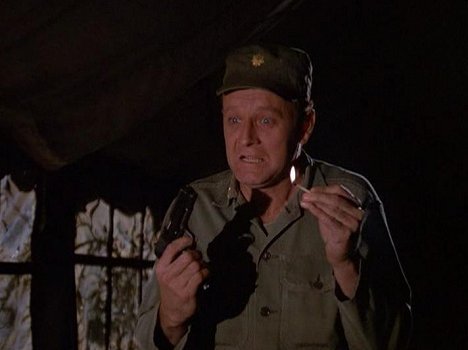 Larry Linville - M*A*S*H - The Sniper - Photos