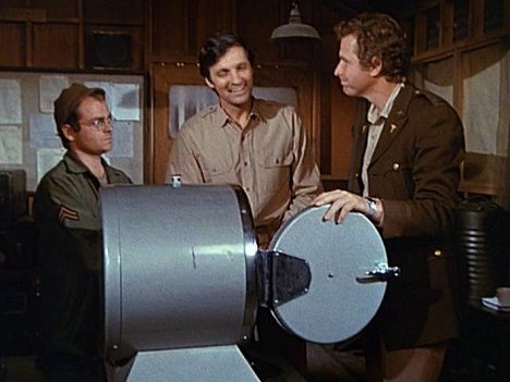 Gary Burghoff, Alan Alda, Wayne Rogers - M*A*S*H - Inkubátor - Z filmu