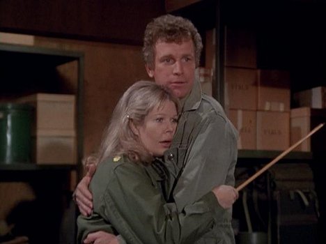 Loretta Swit, Wayne Rogers - M.A.S.H. - Operation Noselift - Filmfotók