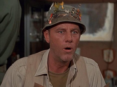 McLean Stevenson - M.A.S.H. - A Smattering of Intelligence - Z filmu