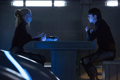 Cara Delevingne, Dane DeHaan - Valerian and the City of a Thousand Planets - Photos