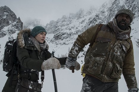 Kate Winslet, Idris Elba - Zwischen zwei Leben - The Mountain Between Us - Filmfotos