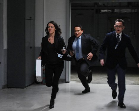 Amy Acker, Kevin Chapman, Michael Emerson - Person of Interest - If-Then-Else - Photos