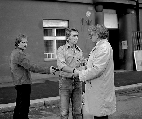 Michal Pešek, Jiří Klem, Vlastimil Hašek - Bezirksverwaltung der 'K' Prag - Včelař - Filmfotos
