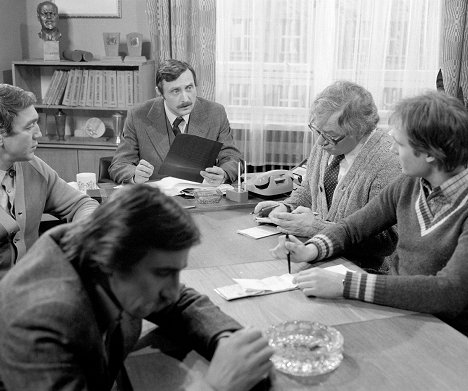 Pavel Zedníček, Jiří Krampol, Ladislav Frej st., Vlastimil Hašek, Michal Pešek - Malý pitaval z velkého města - Kuchařinka - Do filme