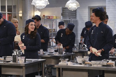 Kat Dennings, Eric André - 2 Broke Girls - And the First Day of School - Photos