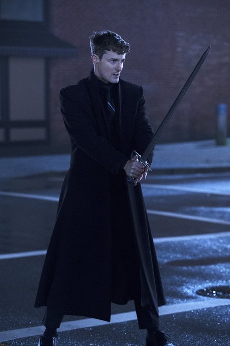 Giles Matthey - Once Upon a Time - The Final Battle: Part 2 - Photos
