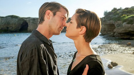 Daniel Hoevels, Henriette Richter-Röhl - Ein Sommer auf Sizilien - Photos