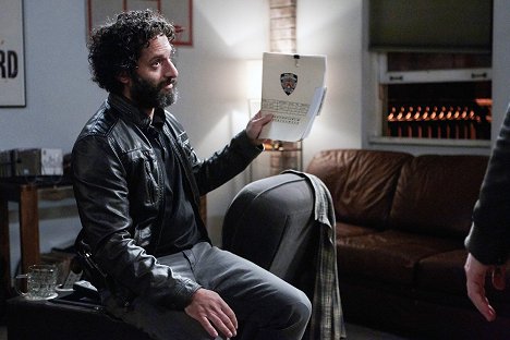 Jason Mantzoukas - Brooklyn 9-9 - Adrian Pimento - Z filmu