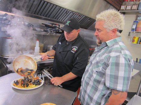 Guy Fieri - Diners, Drive-Ins and Dives - Z filmu