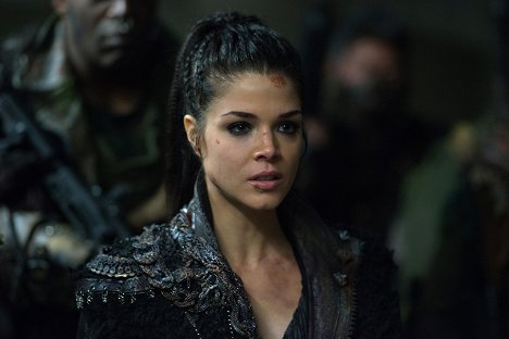 Marie Avgeropoulos - The 100 - Les Élus - Film