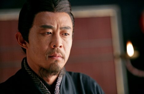 Yong Hou - Acantilado rojo - De la película