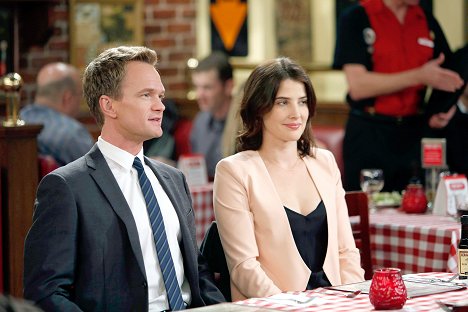 Neil Patrick Harris, Cobie Smulders - How I Met Your Mother - Band or DJ? - Photos