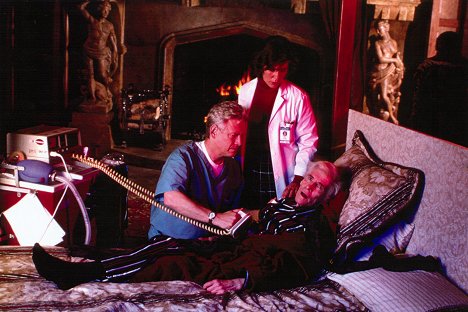 Bruce Davison, Sonja Smits, William Hickey - The Outer Limits - White Light Fever - Photos