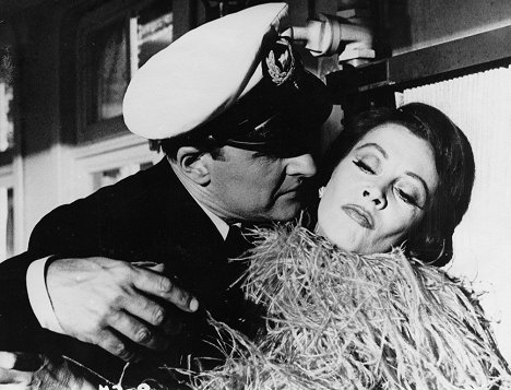 Werner Klemperer, Vivien Leigh - Das Narrenschiff - Filmfotos