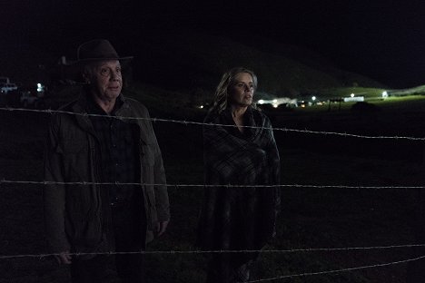 Dayton Callie, Kim Dickens - Fear the Walking Dead - TEOTWAWKI - Filmfotos