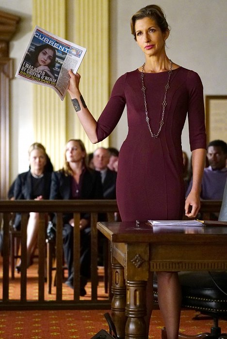 Alysia Reiner - How to Get Away with Murder - He Deserved to Die - Photos