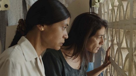 Juliette Navis, Hiam Abbass - Alma mater - De la película