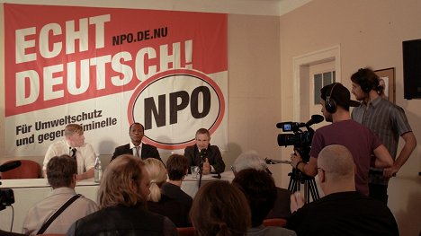 Christian Weber, Aloysius Itoka, Bernd-Michael Baier - Der schwarze Nazi - Van film