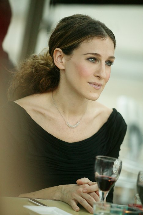 Sarah Jessica Parker - Sex and the City - An American Girl in Paris: Part Une - Photos