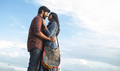 Dulquer Salmaan, Karthika Muraleedharan - CIA: Comrade in America - Photos