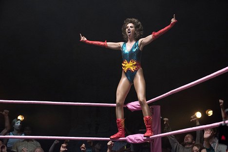 Alison Brie - GLOW: Nádherné ženy wrestlingu - Pilotní díl - Z filmu