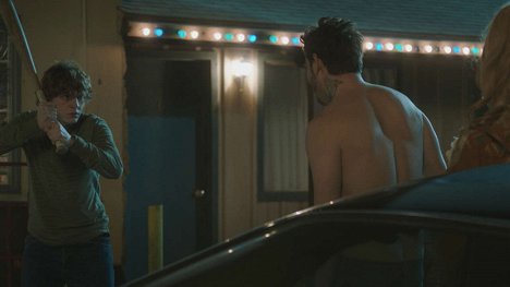 Evan Peters - Jelzőfény - Filmfotók