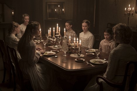 Kirsten Dunst, Elle Fanning, Oona Laurence, Angourie Rice - The Beguiled - Photos
