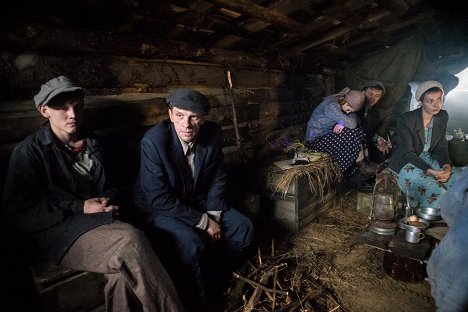 Maksim Yemelyanov, Aleksey Shevchenkov, Natalya Vysochanskaya - Komissarša - Tournage