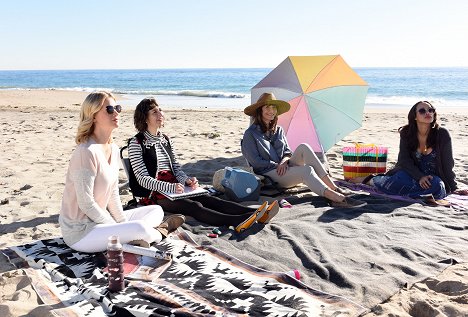 January Jones, Kristen Schaal, Mary Steenburgen, Cleopatra Coleman - The Last Man on Earth - Wann fruchtet es endlich? - Filmfotos