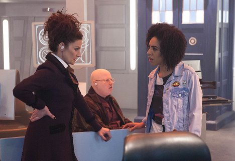 Michelle Gomez, Matt Lucas, Pearl Mackie - Doctor Who - World Enough and Time - Photos