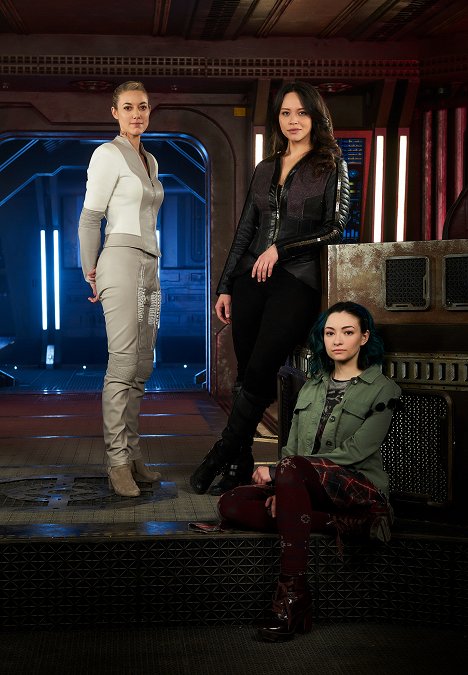 Natalie Brown, Melissa O'Neil, Jodelle Ferland - Dark Matter - Season 3 - Promokuvat