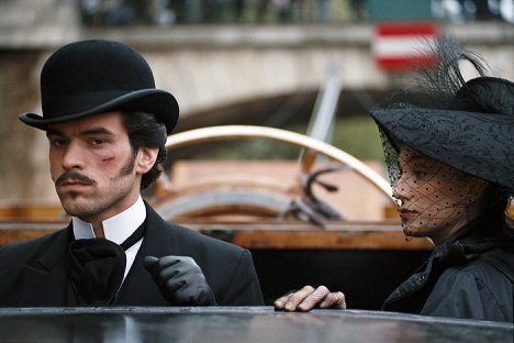 Romain Duris, Kristin Scott Thomas - Arsene Lupin - Filmfotók