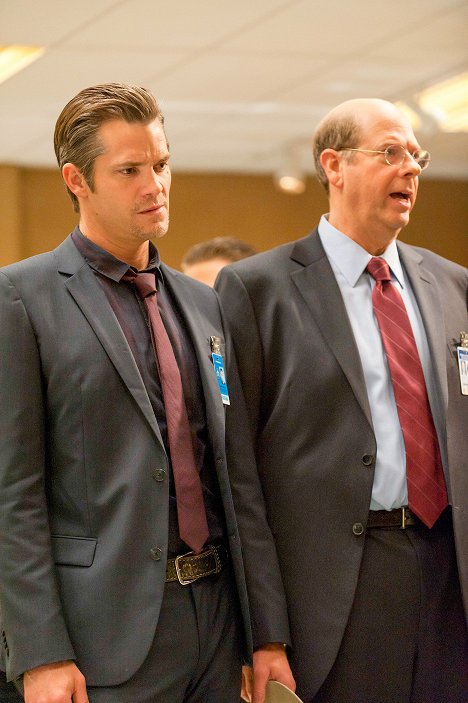 Timothy Olyphant, Stephen Tobolowsky - Justified - Feux croisés - Film