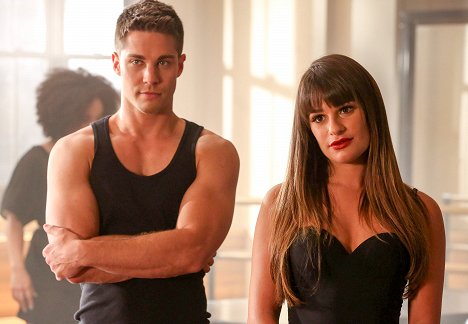 Dean Geyer, Lea Michele - Glee - Britney 2.0 - Film