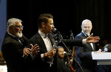 Jiří Bartoška, Jeremy Renner - Slavnostní zakončení MFF Karlovy Vary 2017 - Photos