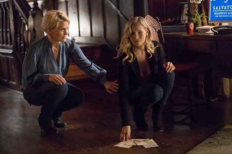 Marguerite MacIntyre, Candice King - The Vampire Diaries - I Was Feeling Epic - Photos