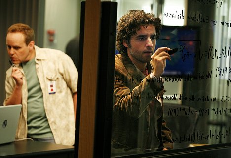 Peter MacNicol, David Krumholtz - Numb3rs - Black Swan - Photos