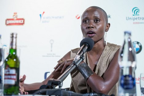 Press conference at the Karlovy Vary International Film Festival on July 4, 2017 - Eliane Umuhire - Ptaki śpiewają w Kigali - Événements