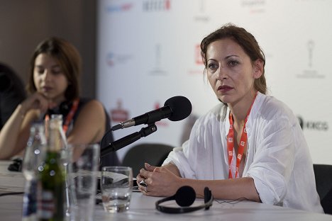 Press conference at the Karlovy Vary International Film Festival on July 5, 2017 - Iulia Rugină - Mimořádné zprávy - Z akcí
