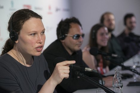 Press conference at the Karlovy Vary International Film Festival on July 6, 2017 - Rachel Israel - Drobné si nechte - Z akcí