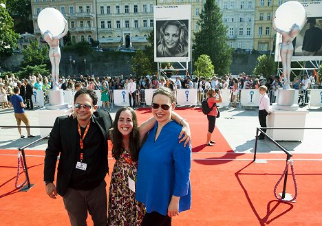 International premiere at the Karlovy Vary International Film Festival on July 6, 2017 - Brandon Polansky, Samantha Elisofon, Rachel Israel - Keep the Change - Événements