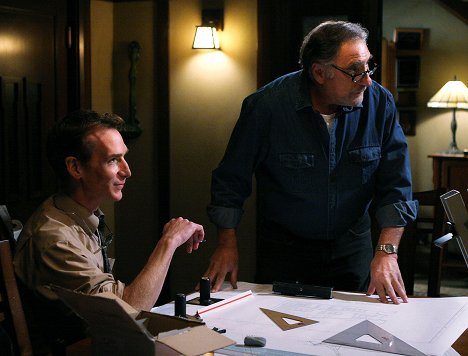 Bill Nye, Judd Hirsch - Numb3rs - End Game - Photos